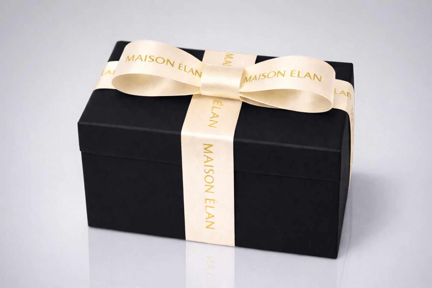 Szeroka wstążka prezentowa z nadrukiem